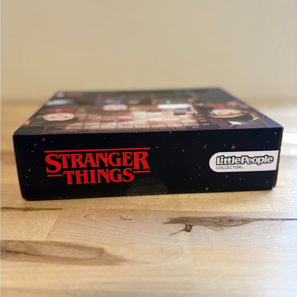 WSQK Stranger Things Collector's Playset - Picture 5 of 6